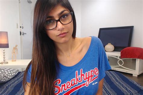 Você Conhece A Mia Khalifa Br