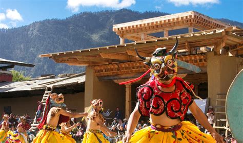 Bhutan The Land Of The Thunder Dragon Travel Agency In Siliguri