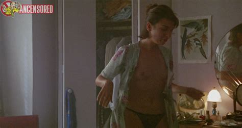 Naked Elizabeth Peña in Jacob s Ladder