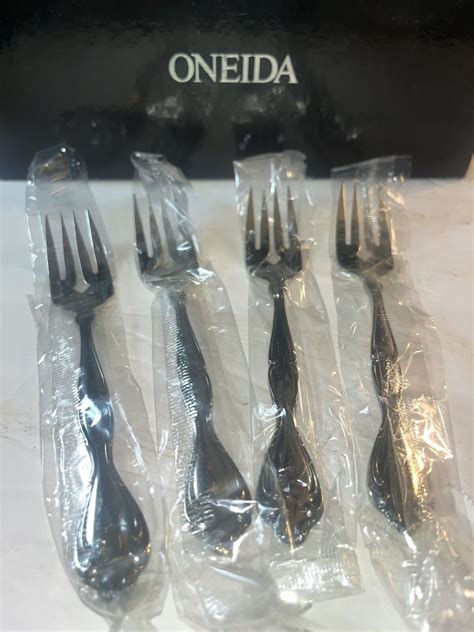 4 Oneida Community Cantata Stainless Salad Dessert Forks Flatware Silverware Ebay