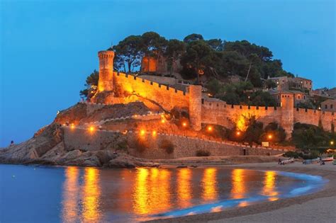 Tossa De Mar En La Costa Brava Catalunya España Foto Premium