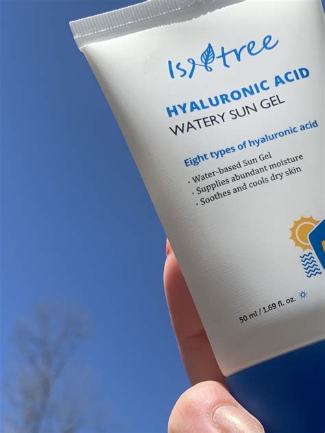 Isntree Hyaluronic Acid Watery Sun Gel Reviews In Sun Protection Face