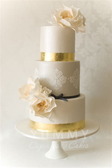 Pastel Blanco Y Dorado Torta De Bodas Originales Tortas Bodas De Oro