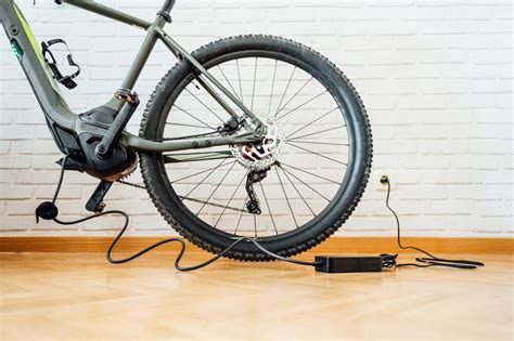 Guide to charging your e-bike battery | Pauls Cycles Hub