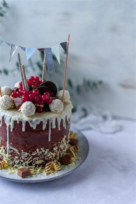 Drip Cake Torta De Nutella Y Chocolate Vainilla Chocolate Pinata Drip