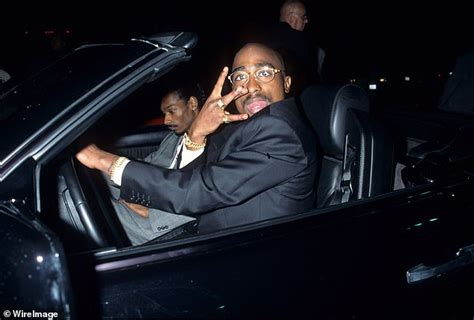 Moment Las Vegas Cops Raid Home In Tupac Shakur Murder Probe And Tell