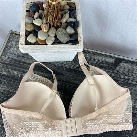Victorias Secret Nude Underwire Contour Bra D Gem