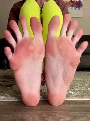 Toesを視聴 Pov Soles Fetish Porn SpankBang