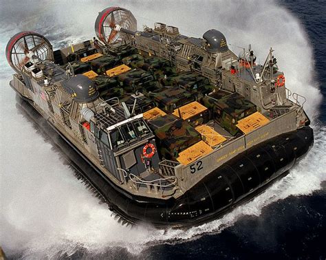 Lcac 19970620 Hovercraft Wikipedia The Free Encyclopedia Landing