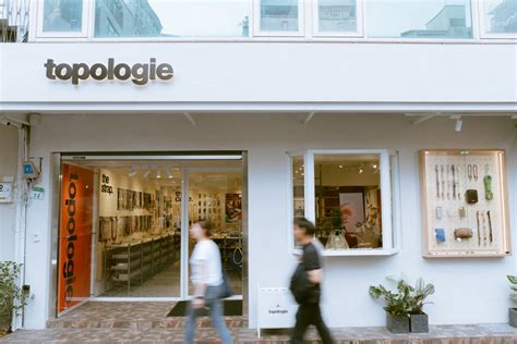 Topologie 新店開幕！插旗台北南西商圈，50 種手機背帶、1000 種組合，潮流人逛起來 Cool Style 潮流生活網