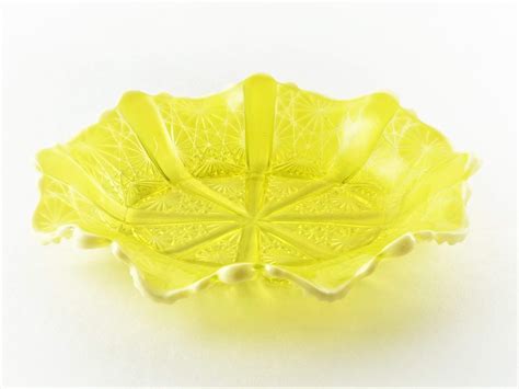 Uranium Glass Bowl Davidson Primrose Pearline Decorativevintage