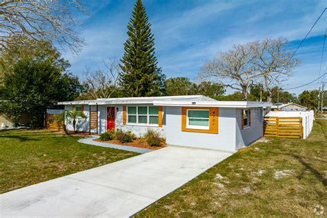 Monroe Middle School, Tampa FL Rankings & Reviews - Homes.com