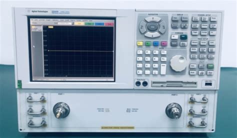 Agilent E B Ghz Pna Vector Network Analyzer W Opts