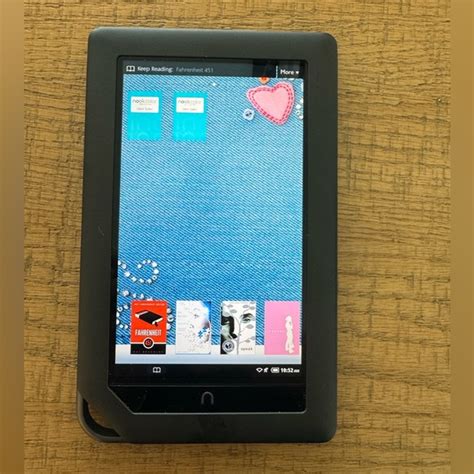 Nook Tablets And Accessories Barnes Noble Nook Tablet Model Bnrv20 Works Poshmark