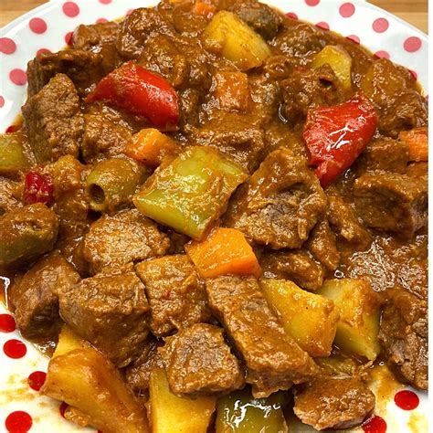 Authentic Filipino Beef Caldereta Recipe - Cooking Frog