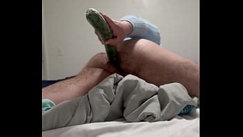 Viendo videos me calenté XVIDEOS