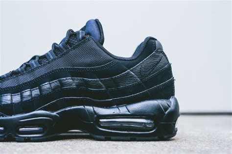 Nike Air Max 95 Triple Black