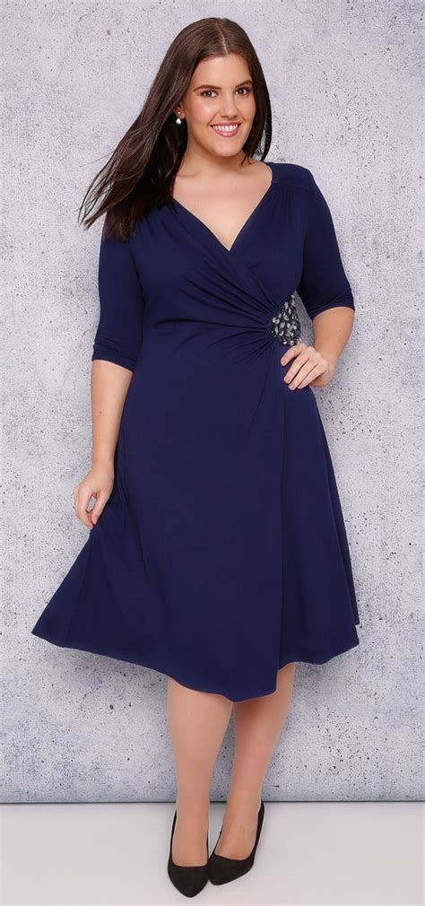 36 Plus Size Wedding Guest Dresses With Sleeves Alexa Webb