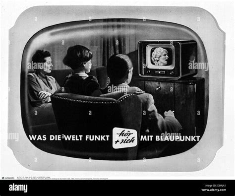 broadcast, television, Blaupunkt advertising for TV set "V 53", family ...
