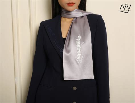 Kh N L A B O L C M U Nude D T H A Ti T Hoa Sen Qu T Ng I T C Cao C P