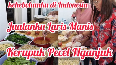 Jualan Krupuk Sambel Pecel Khas Nganjuk Di Ptku Indonesia Youtube