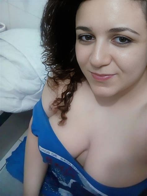 Beautiful Arab Sefshot Nude Pics Arab Porn Nude Photo Section DropMMS
