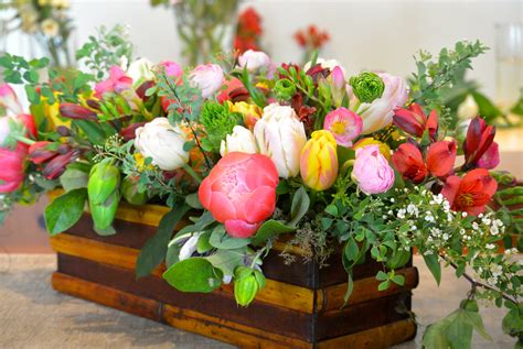 bloomers San Francisco Full-Service Florist | Spring Floral Arrangements