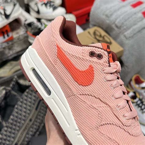 Nike Air Max 1 Coral Stardust Corduroy FB8915 600 SBD