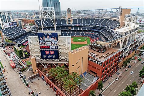 Your Guide to California's Baseball Teams