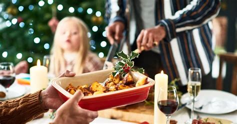 Supermarket Price Wars As Aldi And Tesco Launch Christmas Dinner Deal