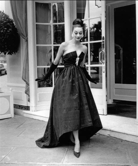 Pin By Nata Leto On Dior1958 1960yves Saint Laurent Vintage Style Prom Dresses Vintage