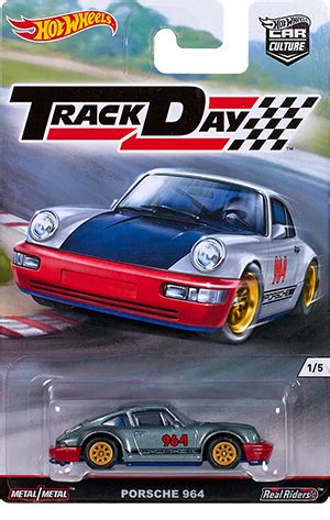 Hot Wheels Porsche Track Day Car Culture