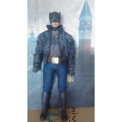 Jual Hot Toys Vts Flagset Dam Easy Simple Oem Batman Year One Custom Jakarta Utara Ezio
