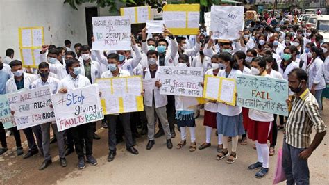 Failed Medicos Disrupt Opd At Patna Medical College Hospital Demand Re