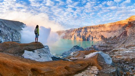 BromoVolcano Tour To Mount Bromo And Ijen Crater