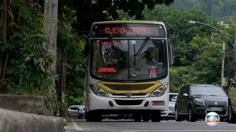 Vídeo Passageiros reclamam de transtornos por causa das mudanças em