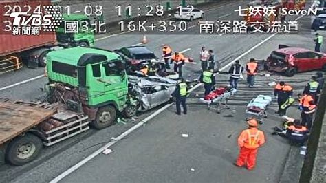 聯結車未注意回堵 煞車不及撞4車釀1死 Tvbs Line Today