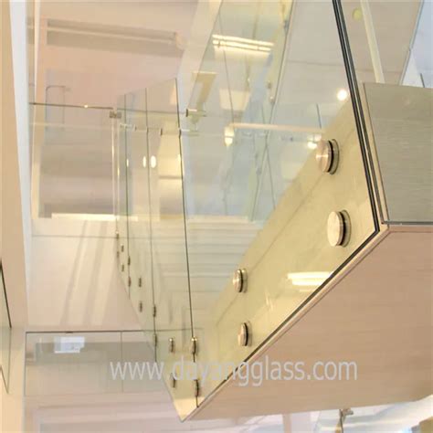 6mm 7mm Thickness Laminated Ribbed Frosted Glass Panel Buy Sandblasted Frosted Tempered Glass