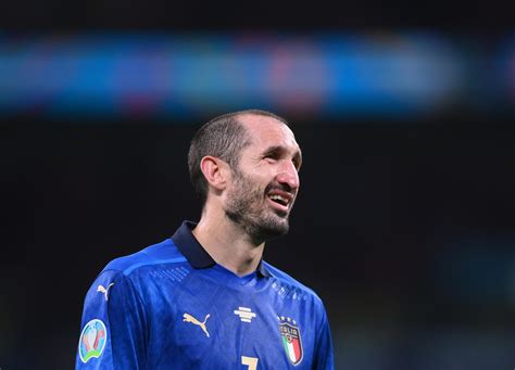 Chiellini Rinnova Con La Juventus Contratto Fino Al Giornale Di