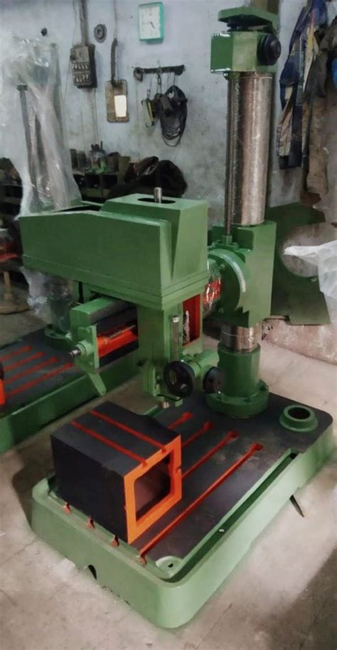 Prashant Radial Drilling Machine Base Plate Size 800mmx700mm