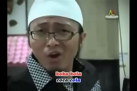 Lirik Lagu Madura Coca Cola Ustaz Anwar Al Abror Yang Dinyanyikan