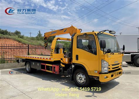 Lhd Isuzu X T Flatbed Towing Truck With Xcmg Crane