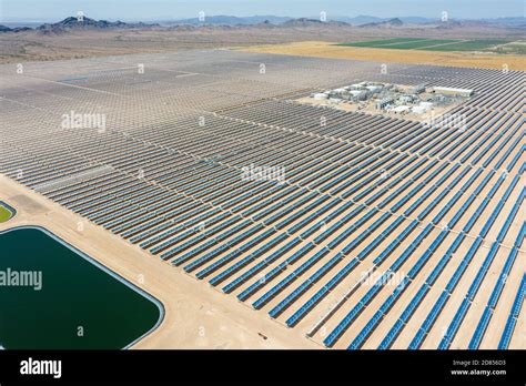 Solana Generating Station, solar panel fields, Gila Bend, AZ, USA Stock ...