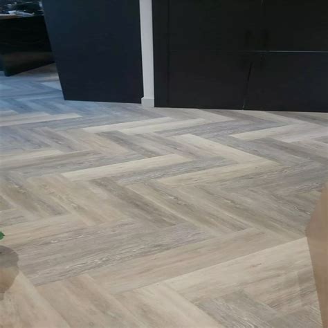 Clickit Dover Greige Herringbone 6mm Spc Click Vinyl 150x610mm Inc 1