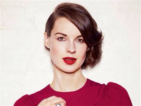 Jessica Raine Bio Age Height Weight Husband Net Worth Starsgab