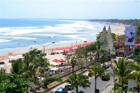 Kuta Playa Con Infraestructura Turística