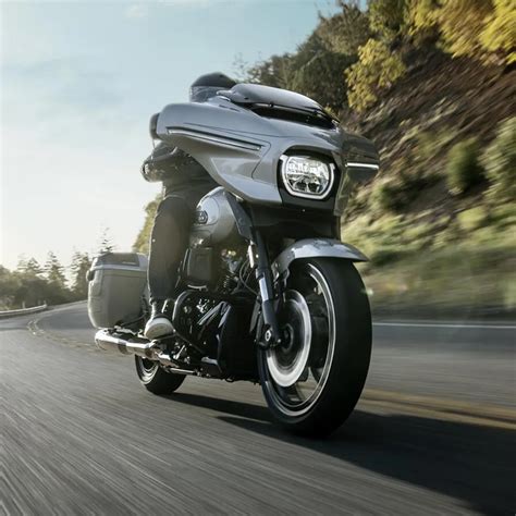 All New Cvo Road Glide Street Glide Book Now Classic Harley