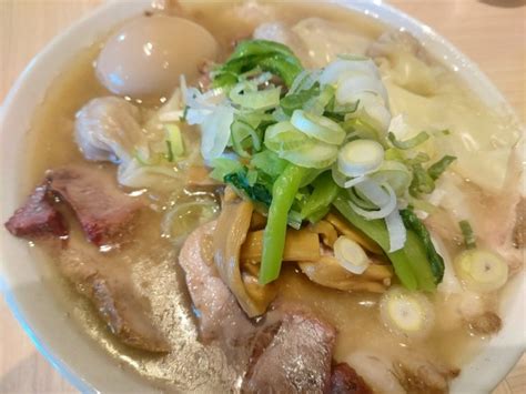 『塩ワンタンチャーシュー麺』桜上水 船越のレビュー ラーメンデータベース