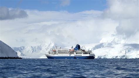 Antarctic Cruise Ships For Every Type Of Traveller Swoop Antarctica Blog