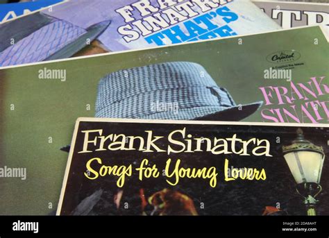 Frank sinatra album covers hi-res stock photography and images - Alamy